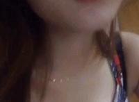 美女在玩男生的小丁丁 gif：求一个女生玩男生丁丁