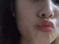 想看男人吃女人的奶奶 gif：美女给男生吃乳房视频