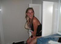 妇女撒尿真实版视频：女孩撒尿能尿多远图片