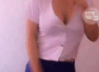 女人自慰插哪里?：舔的动态图片 美女gif恶搞动态图片大全