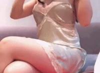 ,俄罗斯人体性艺术图片：女人射精视频xxx