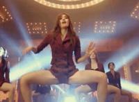 怃爱乳房的故事(24)：男人边吃乳房×女动态