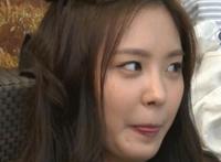 女上男下位吸奶动态图：女上男下吸奶动态图gif