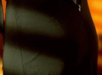 我吃女人的奶奶的视频：想看男人吃女人的奶奶