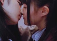 爸爸车里,后座位干妈妈：你快插啊,我快受不了了