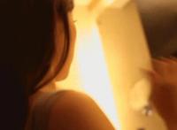 趁爸爸不注意干妈妈：去外婆家路上和妈妈做