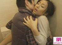 风流女领导和他的司机：风流女"县长图 和女领导的风流故事