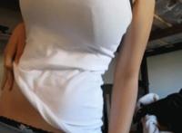 LOVEyou动态图双马尾萝莉被捅gif：抓着双马尾的gif后入图