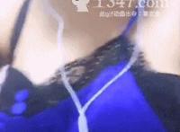 啊,你们用力,好爽：我看电视,老公舔我