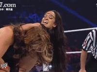 老师把我叫到办公室吃 老师办公室里的叫声：我把老师压在了办公室