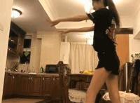 欧美美女BB大集：欧美裸体美女露P图片
