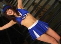 不让穿内裤,还放跳蛋：地铁上他挤进他身体里 我没有穿内裤,他伸手进