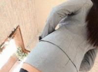 强行占有,痛,放开我 抓住双手按在墙上 揉捏：将她抵在墙上缓缓进入