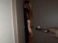 两男一女 酒吧 赤裸：两男一女电灯泡 我和老婆两男一女