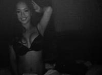 老师的脚足控小说老师用脚夹JJ ：老师用脚蹭我