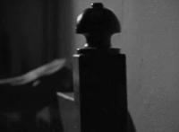 棉袜脚与原味帆布鞋：美女棉袜zj 白袜帆布鞋足交吐奶