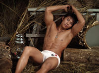 男生丁丁的照片高清:搓澡工玩警察鸟的故事 男生丁丁的照片高清:搓澡工玩警察鸟的故事