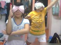 女生宿舍的罩罩好多：女闺蜜衣柜里的罩罩 卫生间挂罩罩