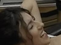 卖到山里给傻子当老婆3 傻子与俊俏媳妇儿：我被卖给傻子当老婆