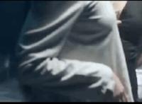 爸爸!啊!不要!好痛 爸爸曰女儿,全文阅读：在小女儿身上耸动