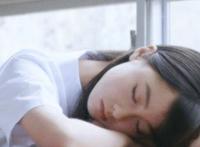 妈妈趁我睡着吃我的JJ：光头猥琐妈妈26连图 少年半夜猥琐母亲GIF图