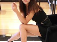 40岁的女想上几岁男的?：微信40岁女人发的照片