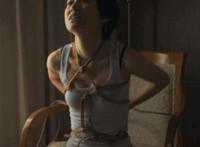 捣进她的花蕊 舌尖逗弄花蕊gl：他挤进了干涩的花蕊