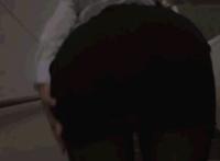 暗卫被玉茎惩罚 拉到床边深深地挺入：邪魅的男人从后面挺入