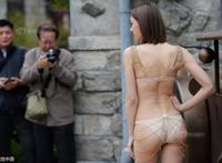 俄罗斯女性大阴口：欧美美女大阴口(2) 