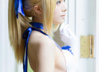 小女孩白色连裤袜大便：小女孩丝袜童模 五年级穿白丝袜女孩动