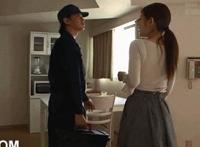 晚上让尖叫的视频 把美女骗到床上擦：床上高潮视频,