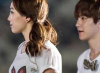 金泰妍怎么会这么贱：金泰妍边伯贤车震 伯贤看泰妍starlight