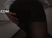 腿又细又长,可以玩好久 腿长可以当炮架 精盆：骑坐在男友腿上做过程