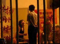 小姐吹箫吹不出来 小姐深口吹箫是什么：小姐跟我吹箫有点痛