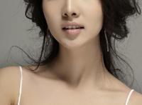 干露露和他的妈妈试睡：干露露拍的A片 干露露的BB照片