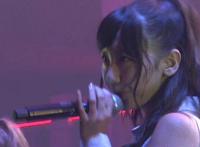 拉到床边深深地挺入 蛇身进入好大好痛：在车上一次又一次挺入