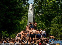 美国海军聚会,麻辣串…：美国海军聚会,麻辣串 美国海军暴菊聚会蜈蚣