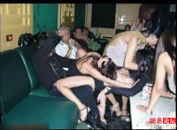 小姐进房间以后怎么做 图集：小姐做的时候会爽吗? 我接的变态客人