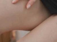 00后忍不住,怎么自慰 日本00后AV小萝莉