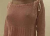 老婆的同事来我家做12P：她老婆没有反抗,在厨房 干别人的老婆20P