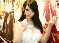 歪歪李玲情趣无修图 李玲大尺度