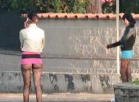 干熟女楠姐：干熟女大屁股4p 偷拍熟女妈妈生活照