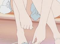 绑在柱子上用毛笔调教：大腿花核绑痒学生刷弄 绑在花核上