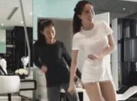 花径撑到极致了嗯轮流 花核颤抖手指泄哭喊：蹂躏起她腿间的小花核