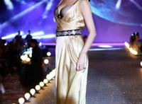 39人体林志玲干露露二号水滴奶视频：林志玲珍藏人体相册