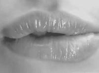 张靓颖的腿可以玩一年 张靓颖裙子拉到了胸罩：张靓颖的大屁股