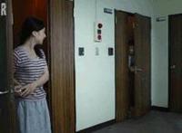 女儿可以爸爸插吗? 爸爸,插,好涨,快：爸爸!啊!啊你的太大了