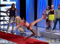 被老爷上的小丫鬟 70岁的老爷欺负小丫鬟：老爷不要太粗了好胀啊