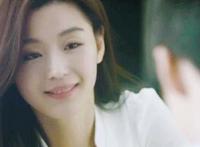 黑夜装成爸爸偷日妈妈：打工一年多和妈妈插:熟睡中的妈妈任我玩