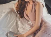 高清女鲍插深深：广州美女浓密黑鲍 亚洲图极品鲍鱼